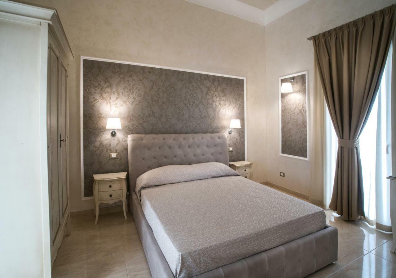 Palazzo Bove Bed and Breakfast Galatone Exteriör bild